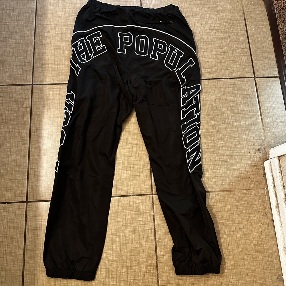 FTP SPELLOUT TRACK PANTS SZ LARGE